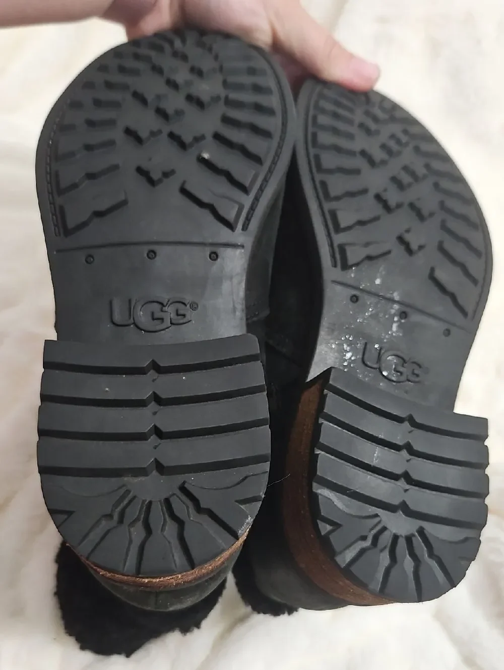 UGG Blayre II Sheepskin Moto Ankle Boots Black Leather Water Resistant  Size 9